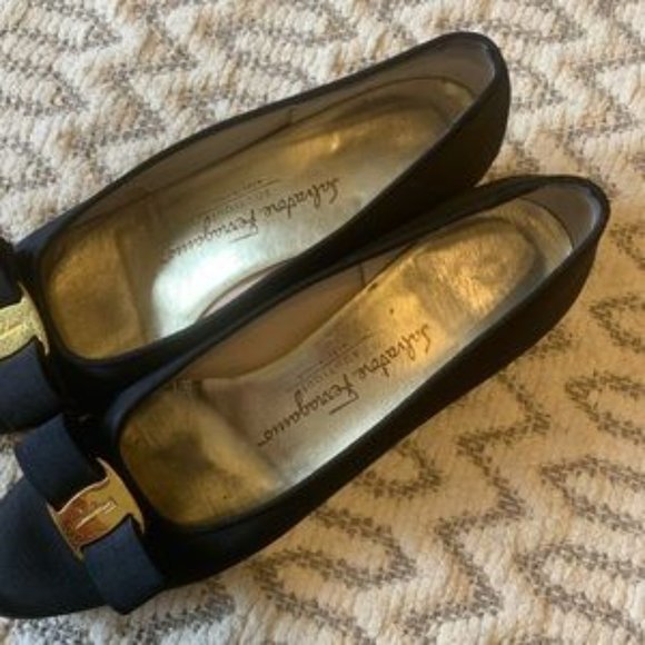 SALVATORE FERRAGAMO SHOES - Picture 5 of 7